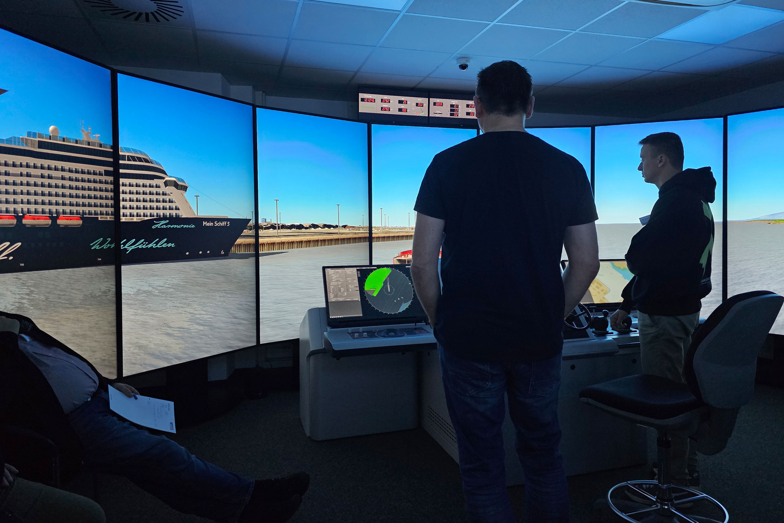 Nautik-Studium: TtT-Kurs mit Simulator